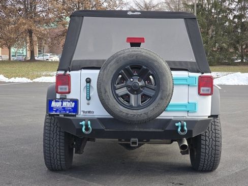 Used 2017 Jeep Wrangler Unlimited Sport w/ Connectivity Group image 11