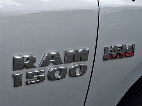 Used 2017 RAM 1500 Express image 28