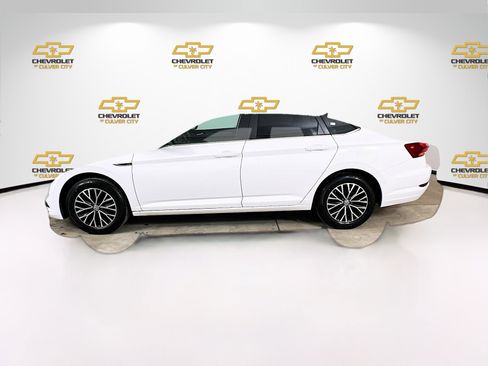 Used 2019 Volkswagen Jetta SEL image 4