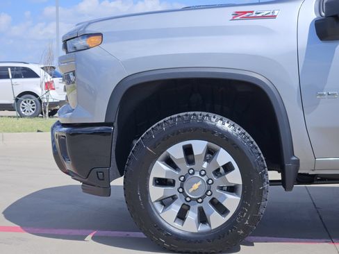 New 2026 Chevrolet Silverado 2500 Custom w/ Custom Value Package AWD/4WD image 11