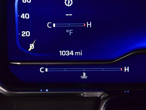 Used 2024 Chevrolet Silverado 2500 LTZ w/ LTZ Convenience Package image 20