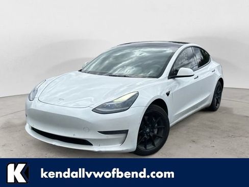Used 2022 Tesla Model 3 Long Range AWD/4WD image 1