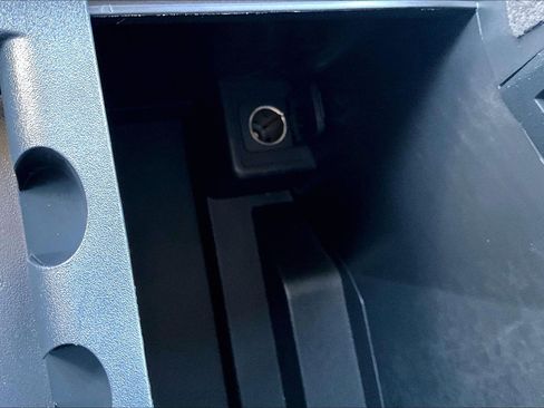 Used 2022 Ford Expedition Max XLT image 33