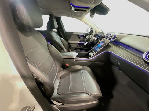 Used 2023 Mercedes-Benz C 300 C 300 w/ Exclusive Trim Package image 22