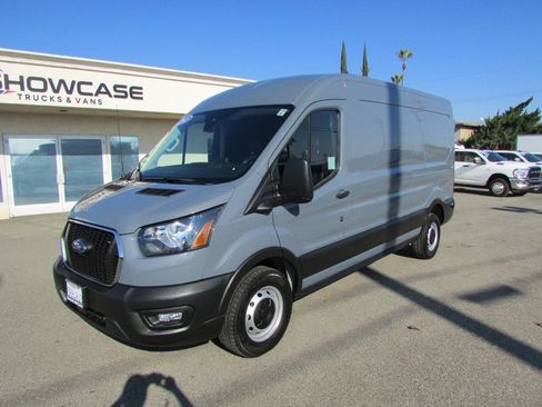 Used 2023 Ford Transit 150 Medium Roof image 4