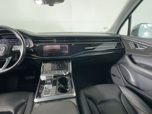 Used 2020 Audi Q7 2.0T Premium Plus w/ Premium Plus Package image 29