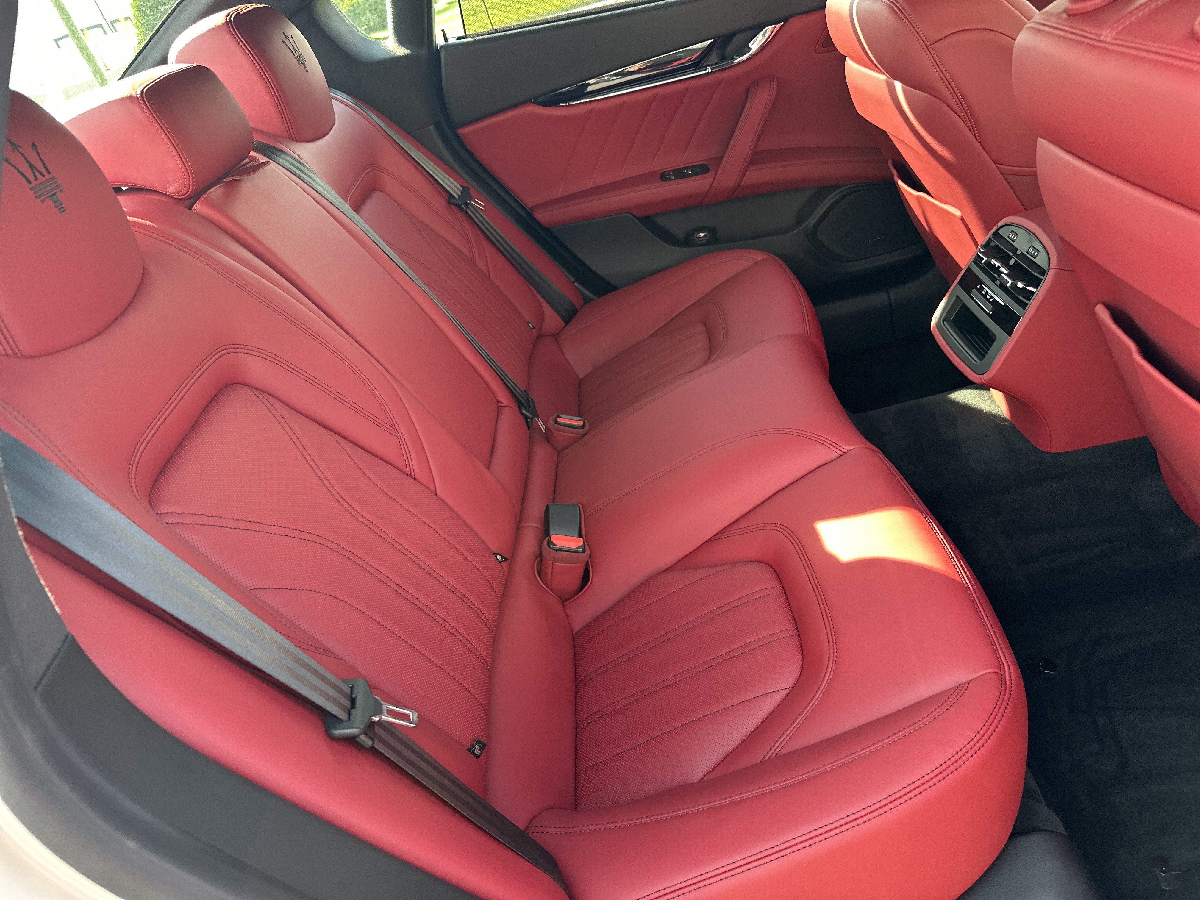Used 2023 Maserati Quattroporte Modena Q4 AWD/4WD image 18