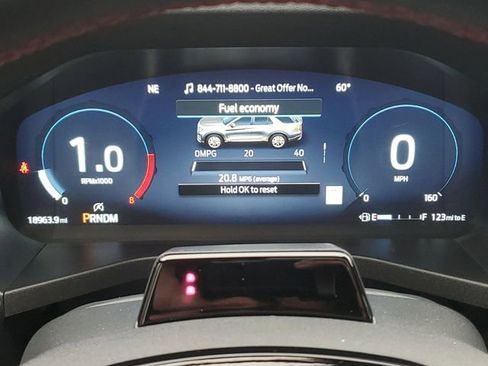 Used 2025 Ford Explorer ST image 10