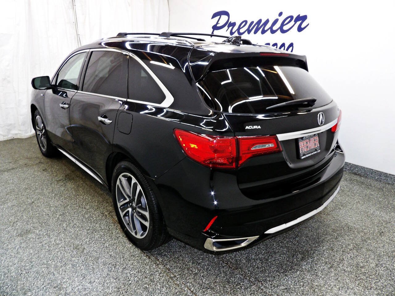 Used 2019 Acura MDX w/ Advance Package AWD/4WD image 4