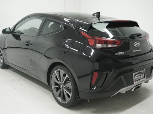 Used 2020 Hyundai Veloster 2.0 Premium FWD image 6