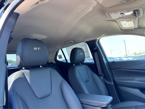 New 2026 Buick Encore GX Sport Touring w/ Comfort Package AWD/4WD image 5