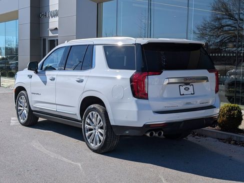 Used 2023 GMC Yukon Denali w/ Advanced Technology Package image 4