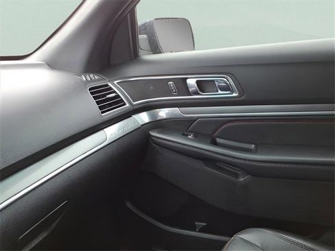 Used 2017 Ford Explorer Sport w/ Equipment Group 401A image 20