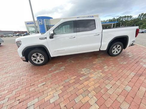 Used 2024 GMC Sierra 1500 SLT RWD image 30