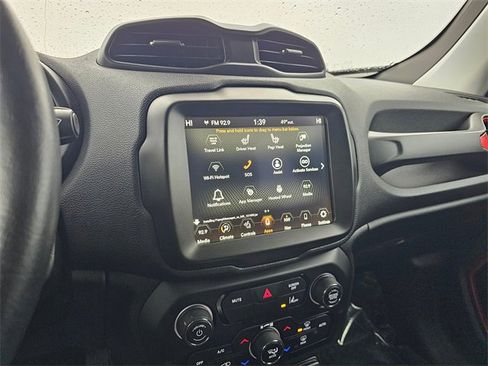 Used 2021 Jeep Renegade Trailhawk w/ Trailer Tow Group image 19