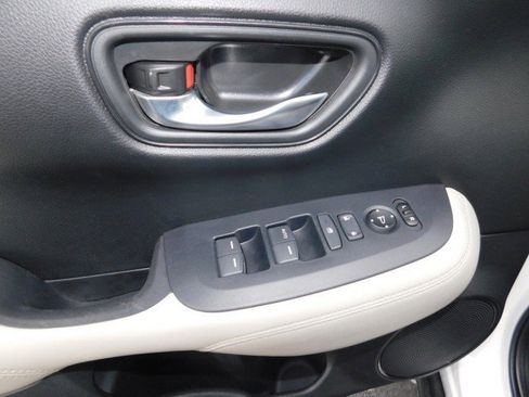 Used 2024 Honda HR-V LX image 15