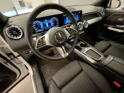 Certified 2026 Mercedes-Benz GLB 250 image 4