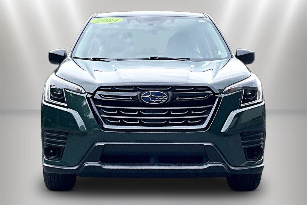 Certified 2024 Subaru Forester AWD/4WD image 2