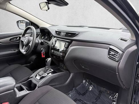 Used 2020 Nissan Rogue Sport S w/ Appearance Package FWD image 23