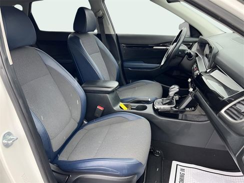 Used 2024 Kia Seltos S image 16