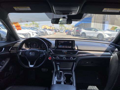 Used 2018 Honda Accord Sport image 22