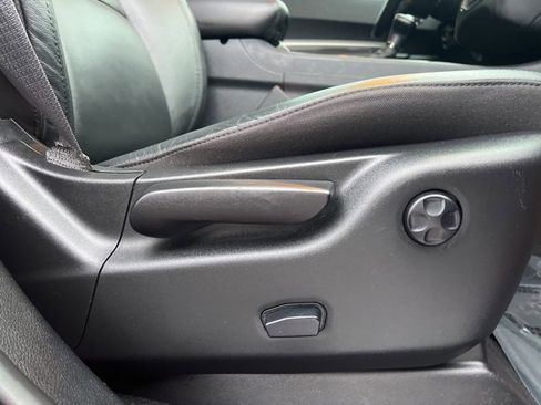 Used 2020 Dodge Durango GT image 34