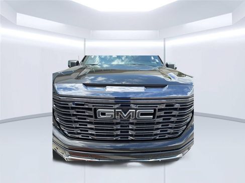 Used 2024 GMC Sierra 1500 Denali Ultimate AWD/4WD image 13