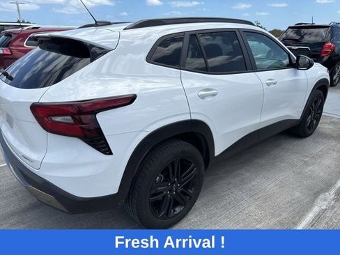 Used 2024 Chevrolet Trax ACTIV image 15