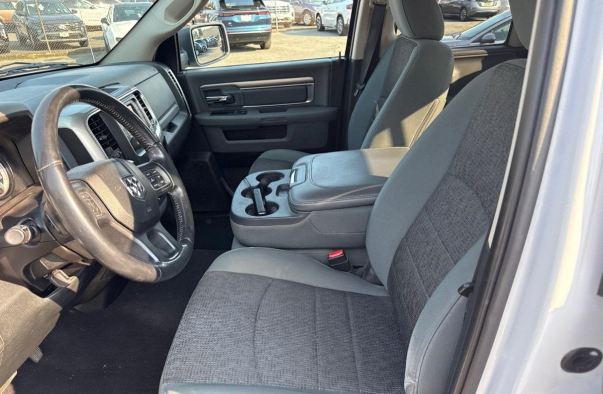 Used 2015 RAM 1500 Big Horn AWD/4WD image 3