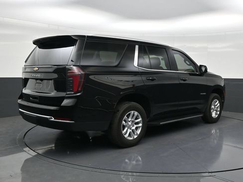 Used 2025 Chevrolet Tahoe LS RWD image 5