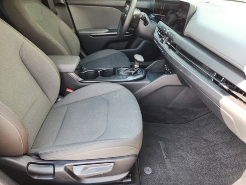 Used 2025 Kia K4 FWD image 15