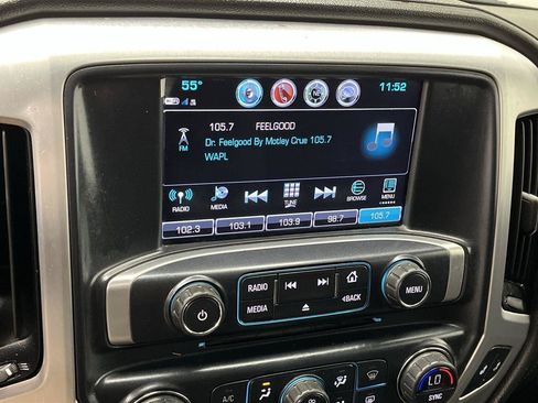 Used 2019 GMC Sierra 1500 SLE w/ SLE Value Package AWD/4WD image 17