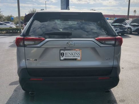 Used 2023 Toyota RAV4 XLE image 5