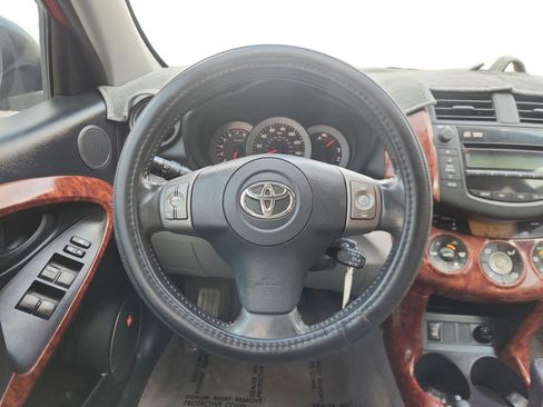 Used 2008 Toyota RAV4 Limited image 12