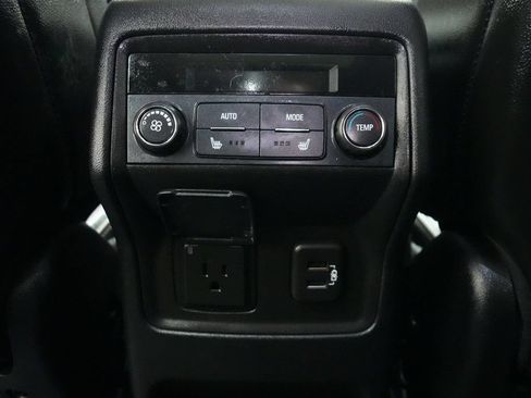 Used 2019 GMC Acadia Denali w/ Technology Package AWD/4WD image 25