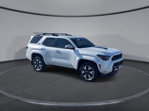 New 2026 Toyota 4Runner TRD Sport AWD/4WD image 2