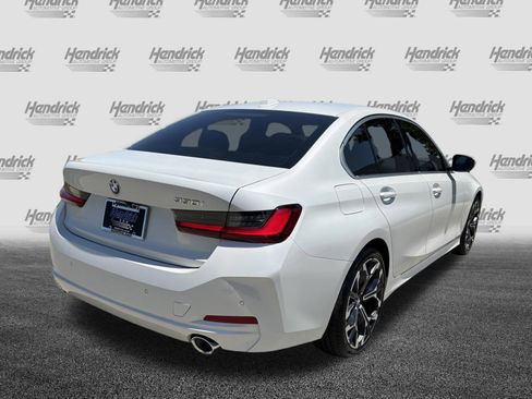 Certified 2025 BMW 330i Sedan w/ Premium Package RWD image 9