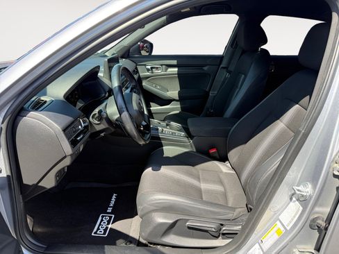 Used 2022 Honda Civic Sport image 10