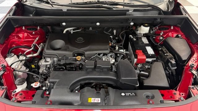 Used 2025 Toyota RAV4 XLE FWD image 9