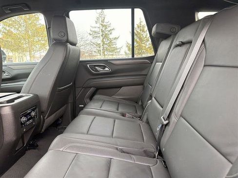 Used 2024 Chevrolet Tahoe LT w/ Luxury Package image 22