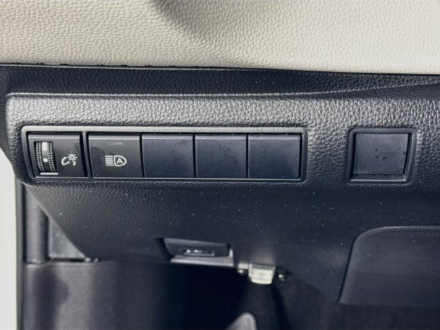 Certified 2022 Toyota Corolla LE FWD image 11