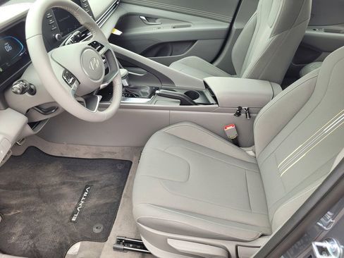 New 2026 Hyundai Elantra Sport image 11