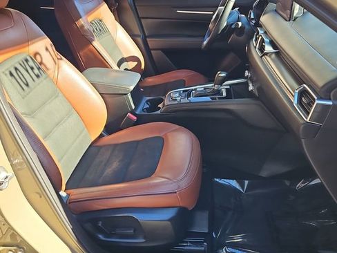 Used 2024 MAZDA CX-5 Carbon Edition image 19