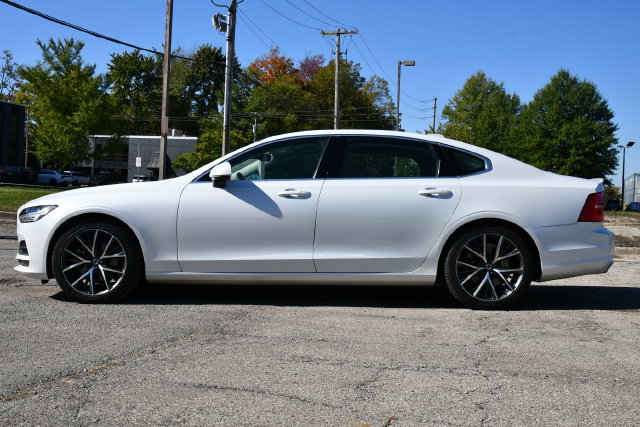 Used 2018 Volvo S90 T5 Momentum w/ Momentum Plus Package AWD/4WD image 4