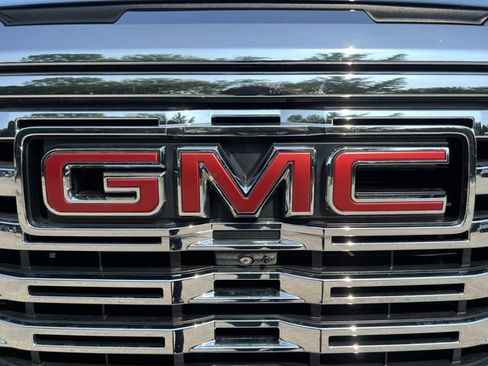 Used 2023 GMC Sierra 1500 Denali AWD/4WD image 32