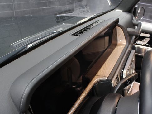 Used 2022 Mercedes-Benz G 550 G 550 AMG Line w/ Exclusive Interior Package image 75