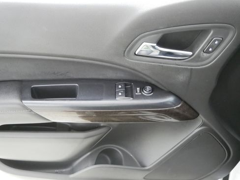 Used 2015 GMC Canyon SLE w/ SLE Convenience Package image 19