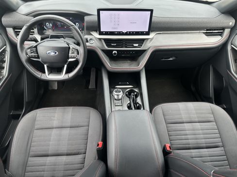 Used 2025 Ford Explorer ST-Line AWD/4WD image 22