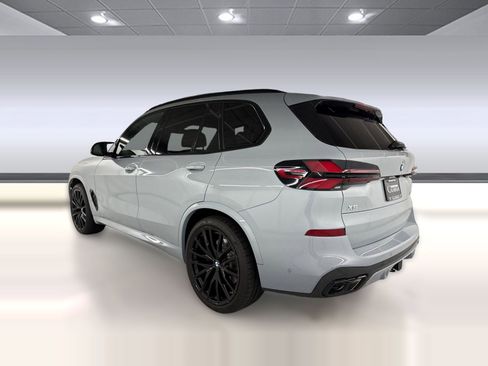 Used 2024 BMW X5 M60i AWD/4WD image 3