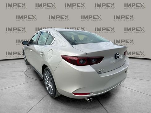 Used 2025 MAZDA MAZDA3 s image 3
